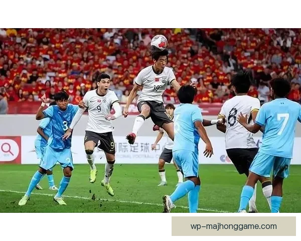 越南球员拳打拜合拉木后致歉球队零比三惨败赛场风波引热议舆论